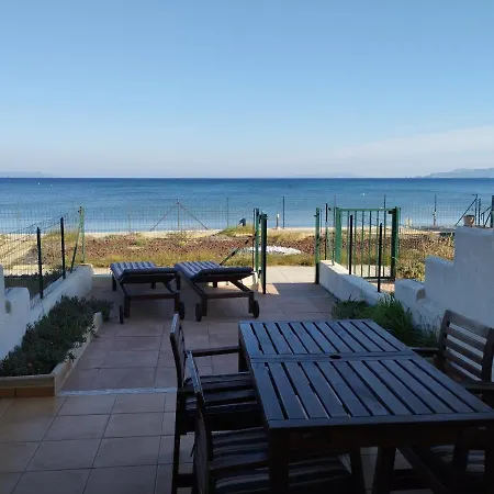 Le Surplage Мотель Йер